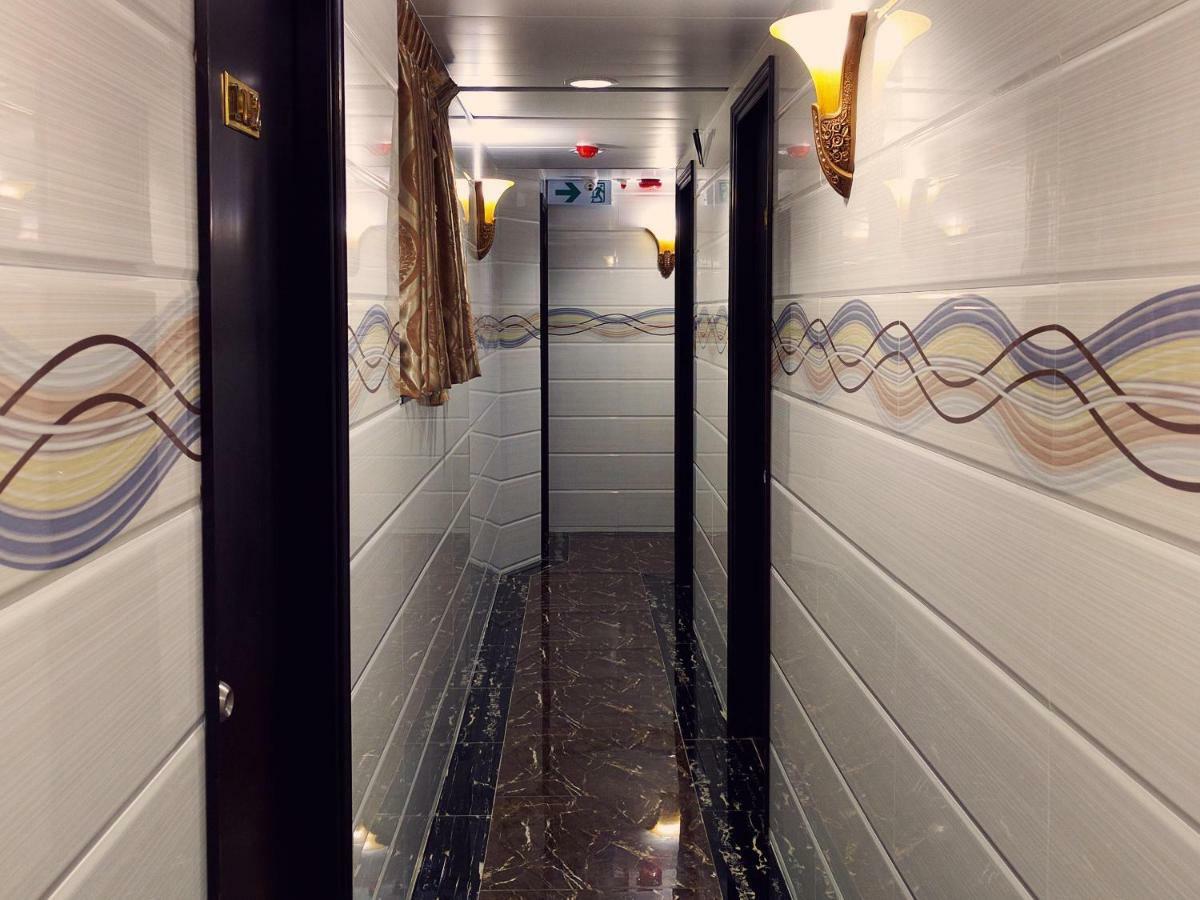 New Day Night Hostel Hong Kong Exterior foto